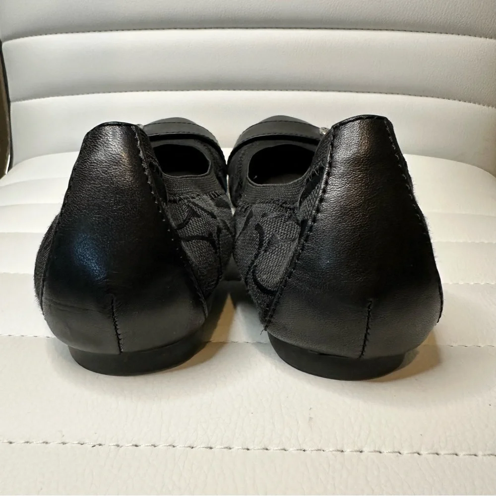 💝Coach Signature Logo Black Canvas Chelsea Elasticized Ballet Flats Black Size 6 - Picture 6 of 10